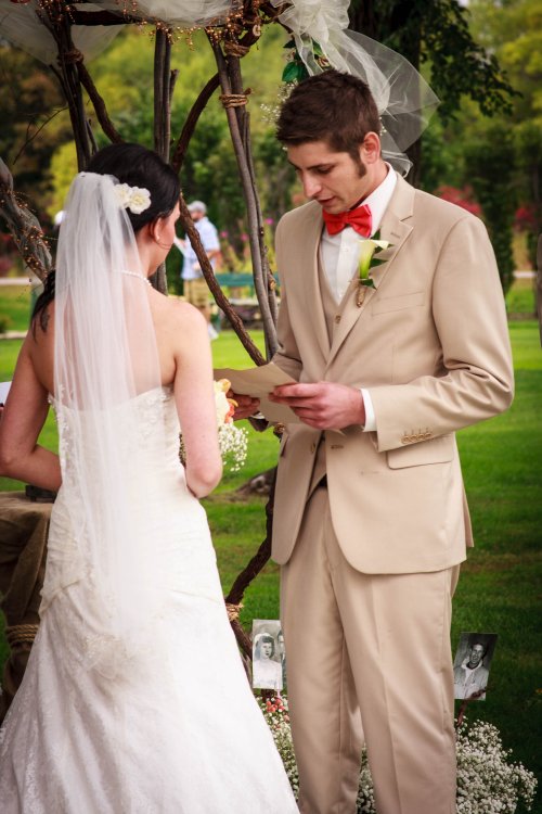 Reading the vows